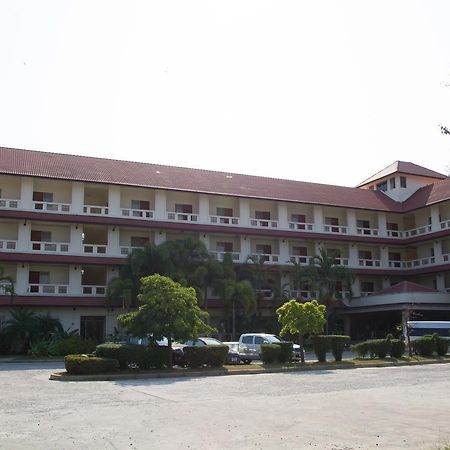 A.P.Garden Hotel Каласин Екстериор снимка